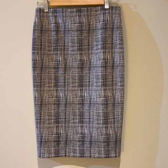 Pencil Skirt Devine - Picture 3 of 8